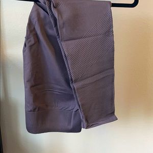 High-wasted Seamless Leggings with Abstract Lines